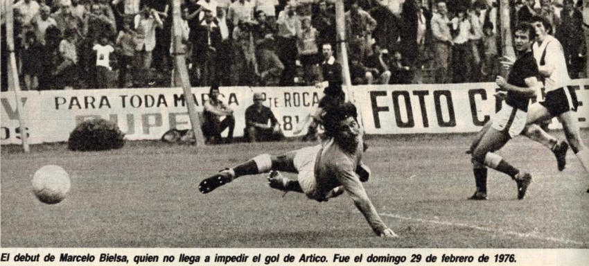 Marcelo Bielsa — Debut como jugador · Newell's Old Boys · 1976